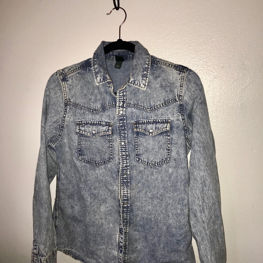 Washed-Out Denim Button down - Picture 3 of 3